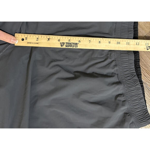 Rhone Versatility Shorts Gray Athletic Stretch Activewear Athleisure Minimalist - Picture 10 of 15